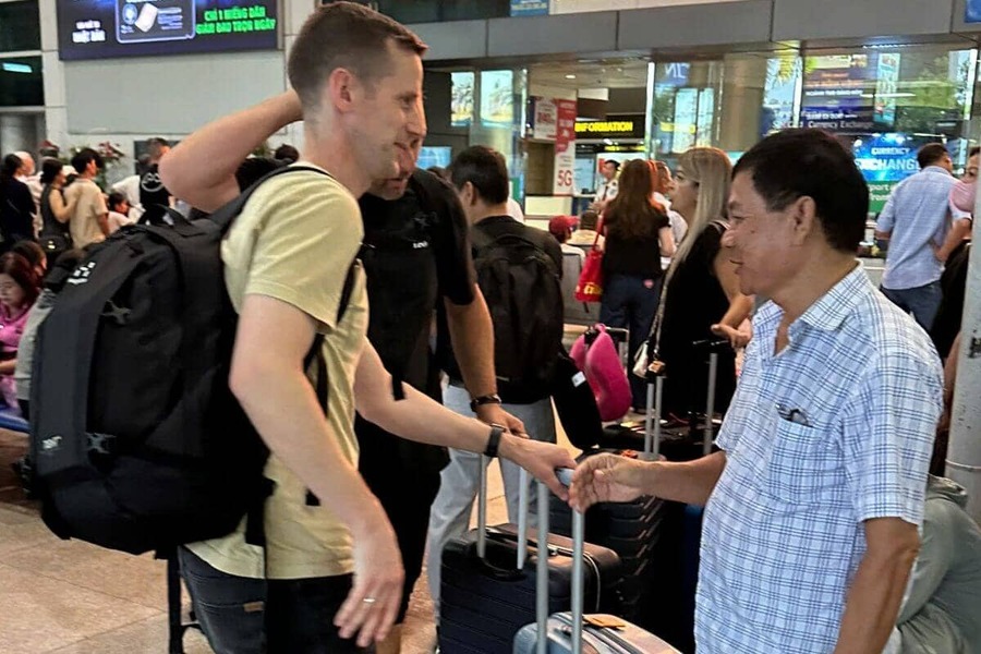 Ho Chi Minh Airport Fast Track for foreigners