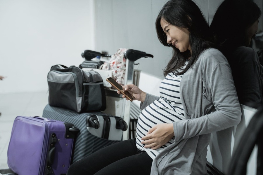 Ho Chi Minh Airport Fast Track service for family with kids