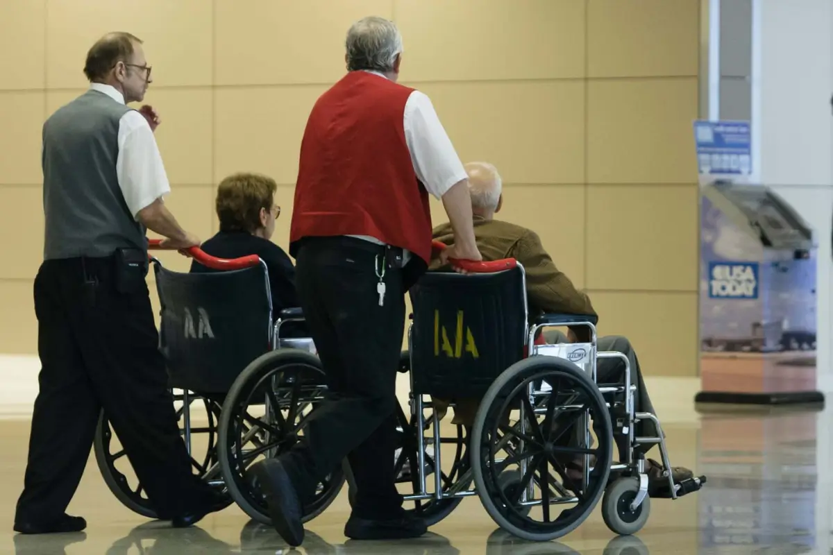 How to Book Wheelchair Assistance for Vietnam Flights
