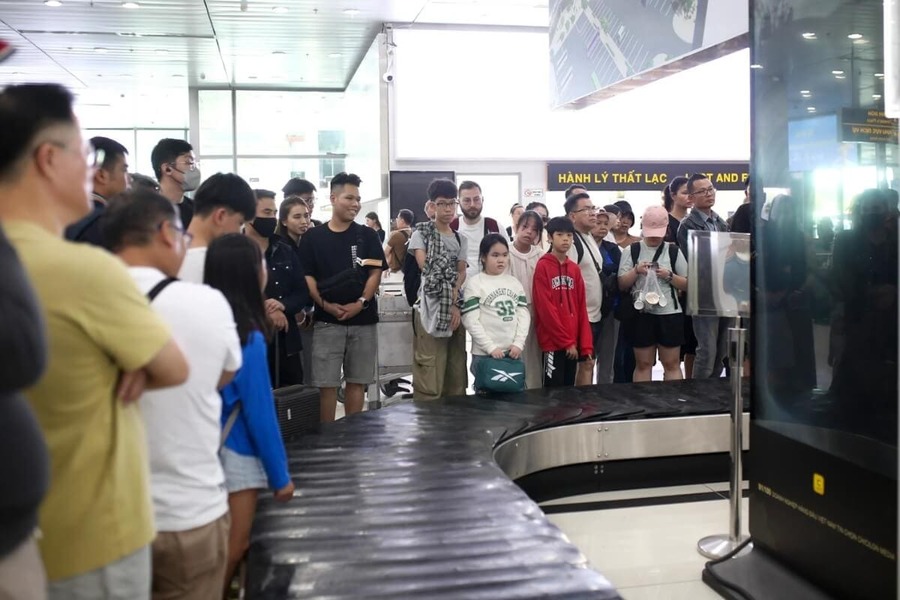 Phu Quoc Airport Fast Track help you save time