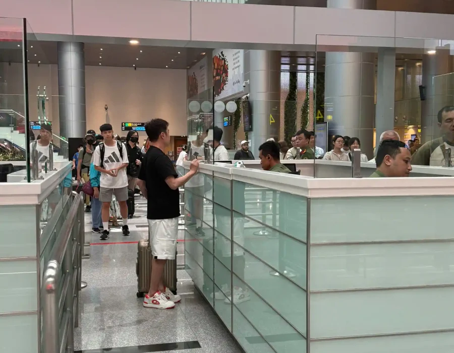 departure fast track service with viet vision fast track