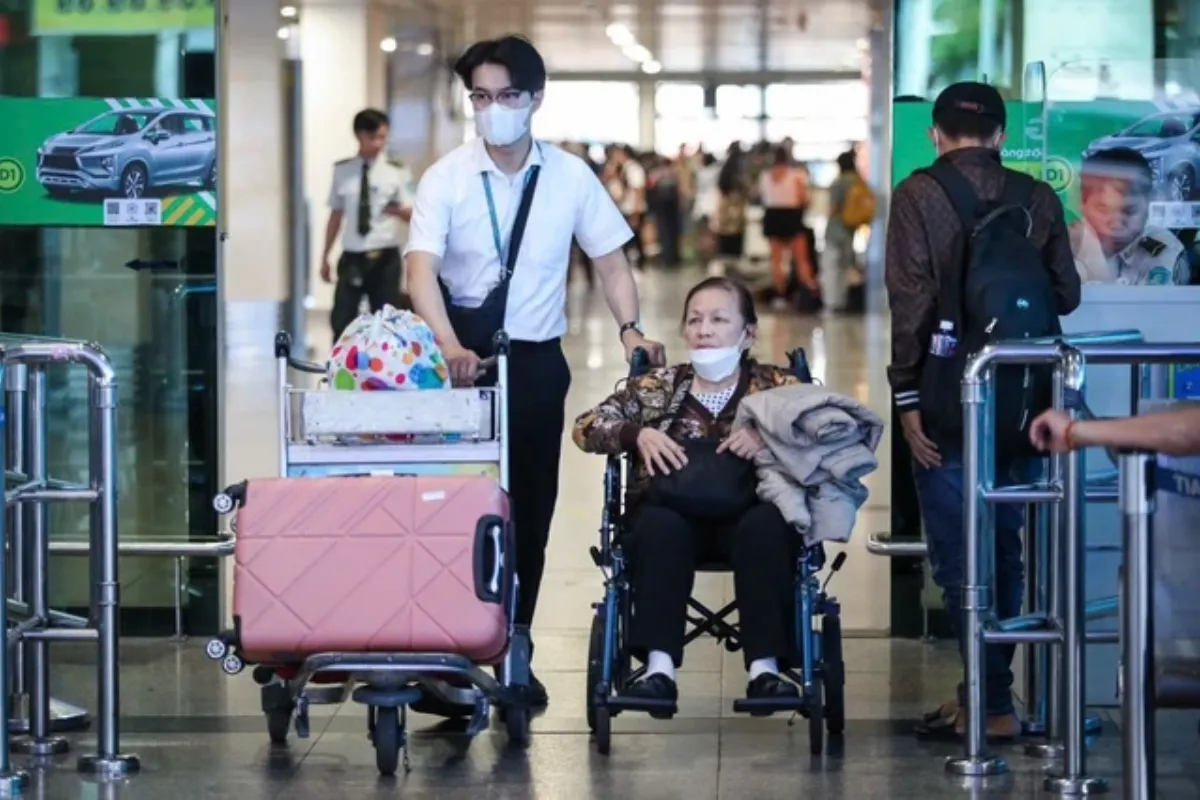Vietnam Airport Immigration