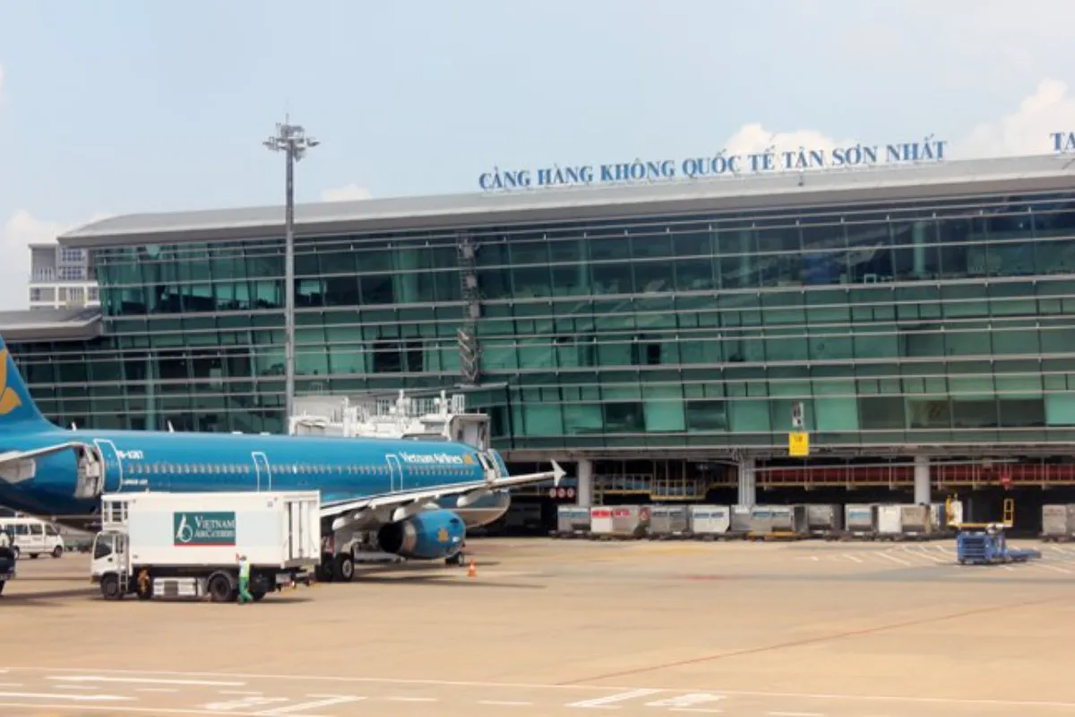 Vietnam Airport Immigration
